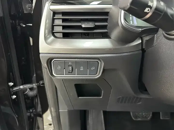 Haval H6 2021 Guochao Edition 1.5T Automatic Champion — 0 Transfers, 38K km, Harbin, China