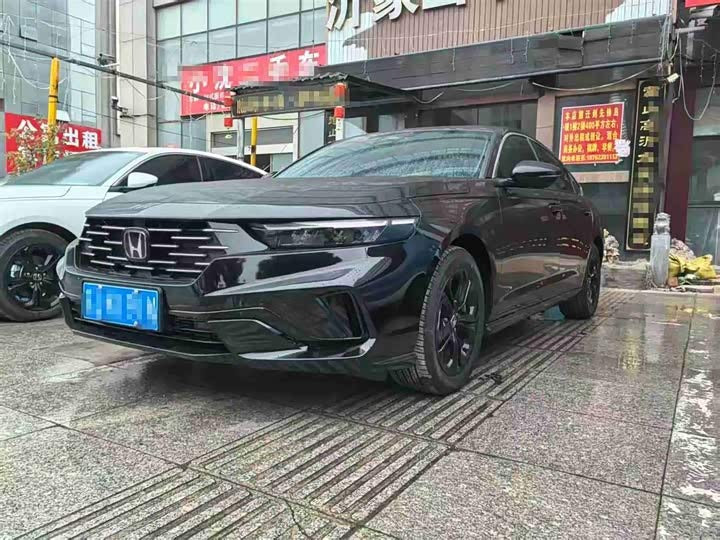 Honda Accord Sport 260TURBO Luxury 2025 г. — как новый · 3300 км · Богатая комплектация